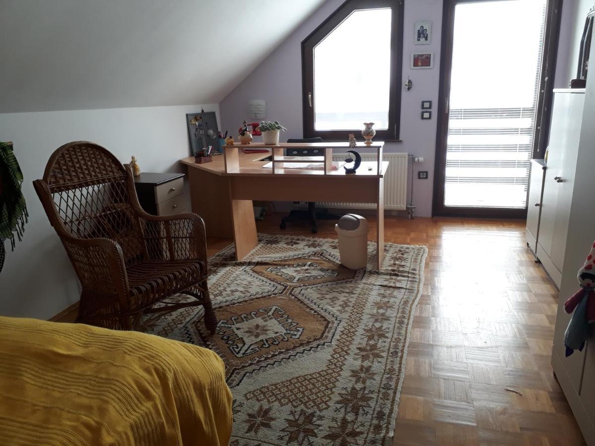 B&B Cerne Polhov Gradec Luaran gambar