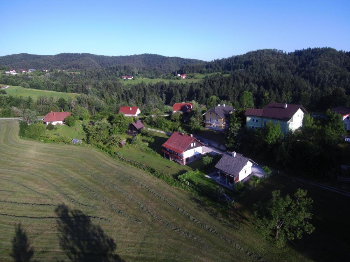 B&B Cerne Polhov Gradec Luaran gambar