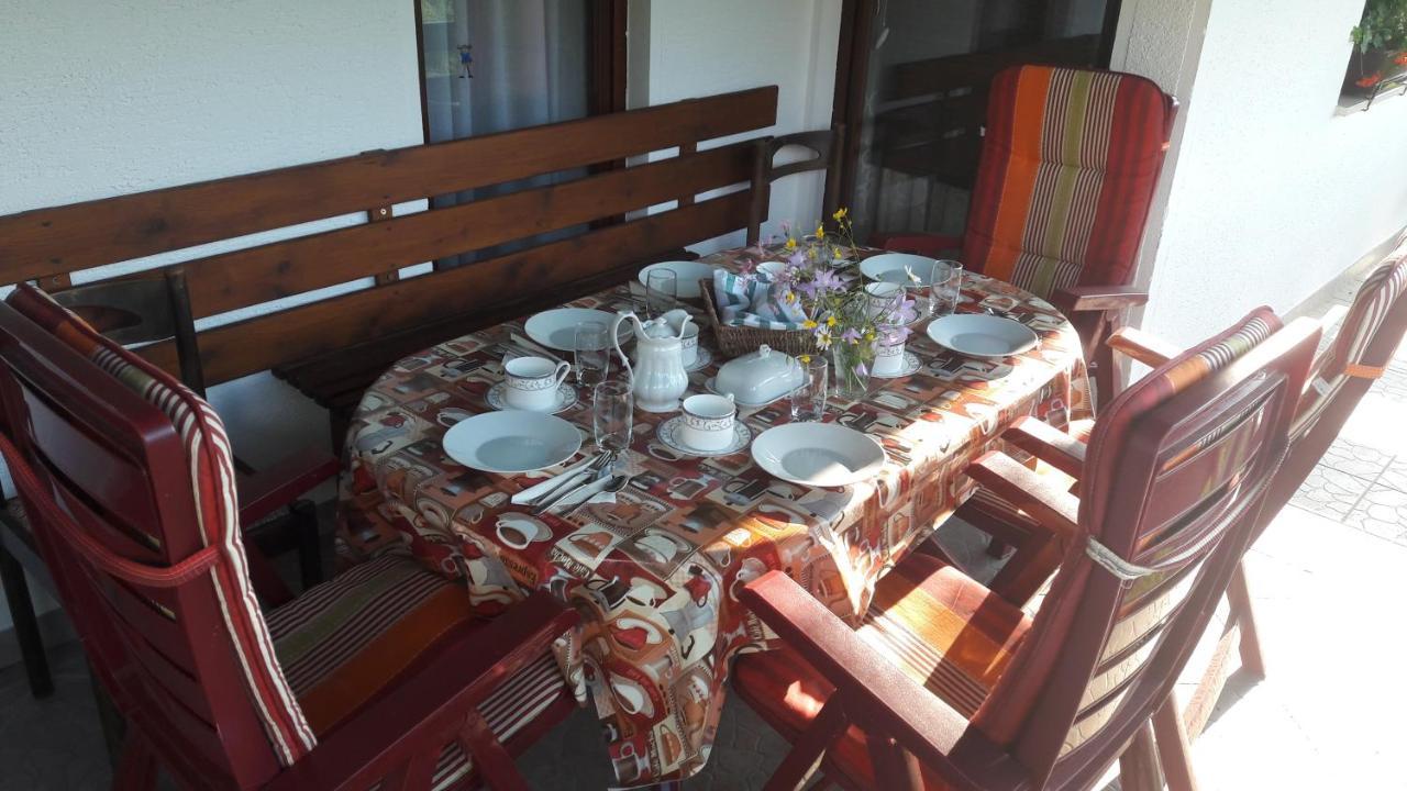 B&B Cerne Polhov Gradec Luaran gambar